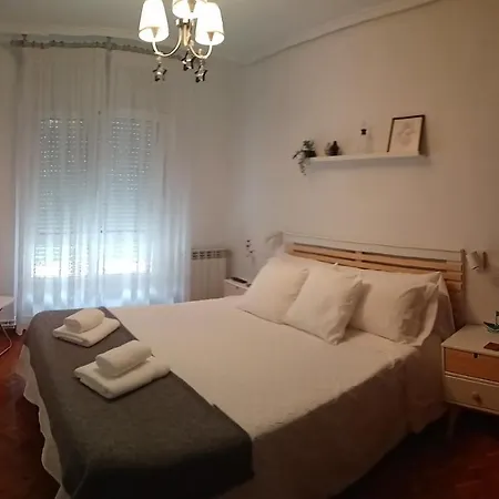 Apartman R Y M 1950 *